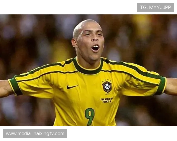 足球跑姿最奇葩的球星是谁他的独特风格为何成为话题